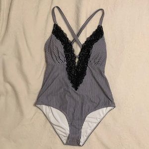 NWT Plunging Neck with Lace Cupshe Swimsuit